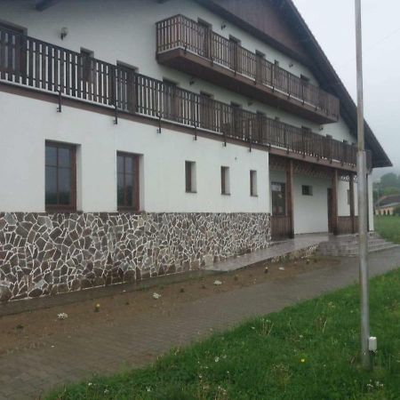 Pension Cetate Valcau De Sus Exterior photo