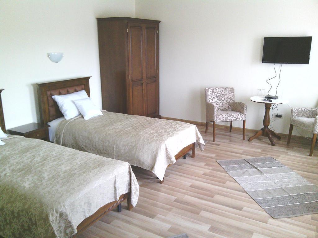 Pension Cetate Valcau De Sus Exterior photo