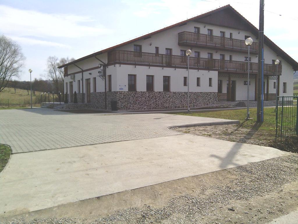 Pension Cetate Valcau De Sus Exterior photo