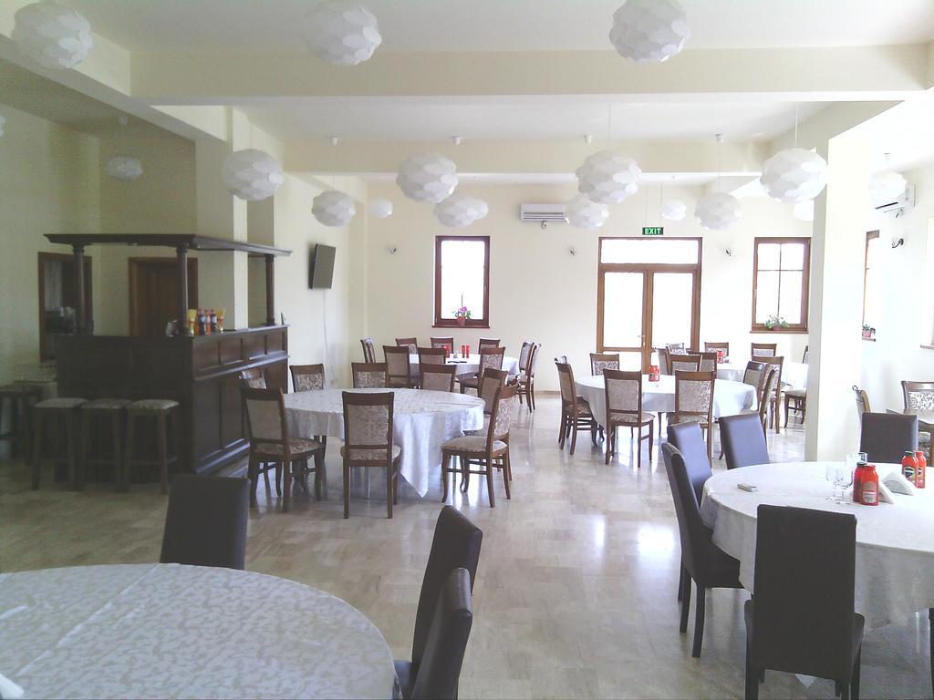 Pension Cetate Valcau De Sus Exterior photo