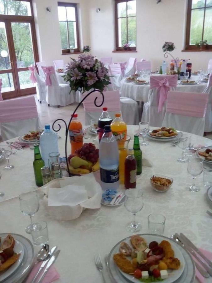 Pension Cetate Valcau De Sus Exterior photo